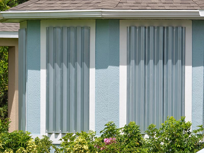 storm-shutters-hurricane-ready-img1